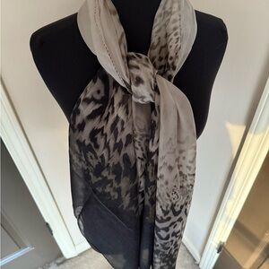 Elegant Black and Gray Animal Print silk Scarf